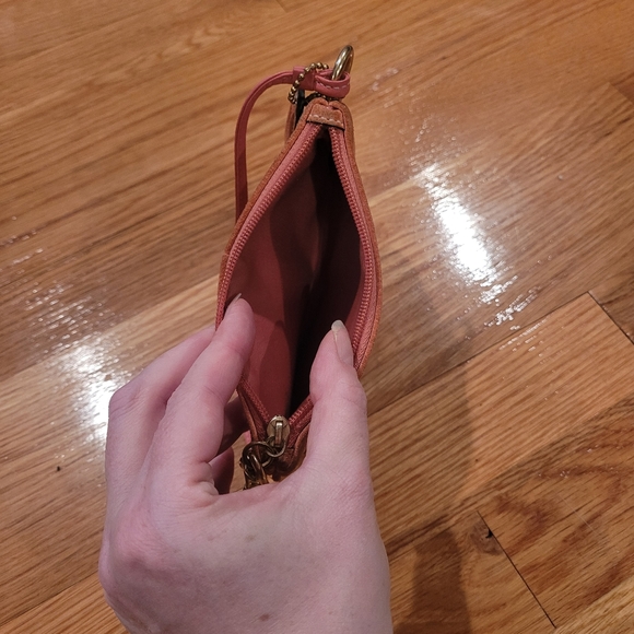Coach suede wristlet - coral - Picture 3 of 3